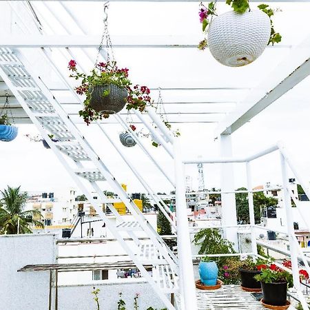 Rvr Abode -Private Rooms بنغالور المظهر الخارجي الصورة
