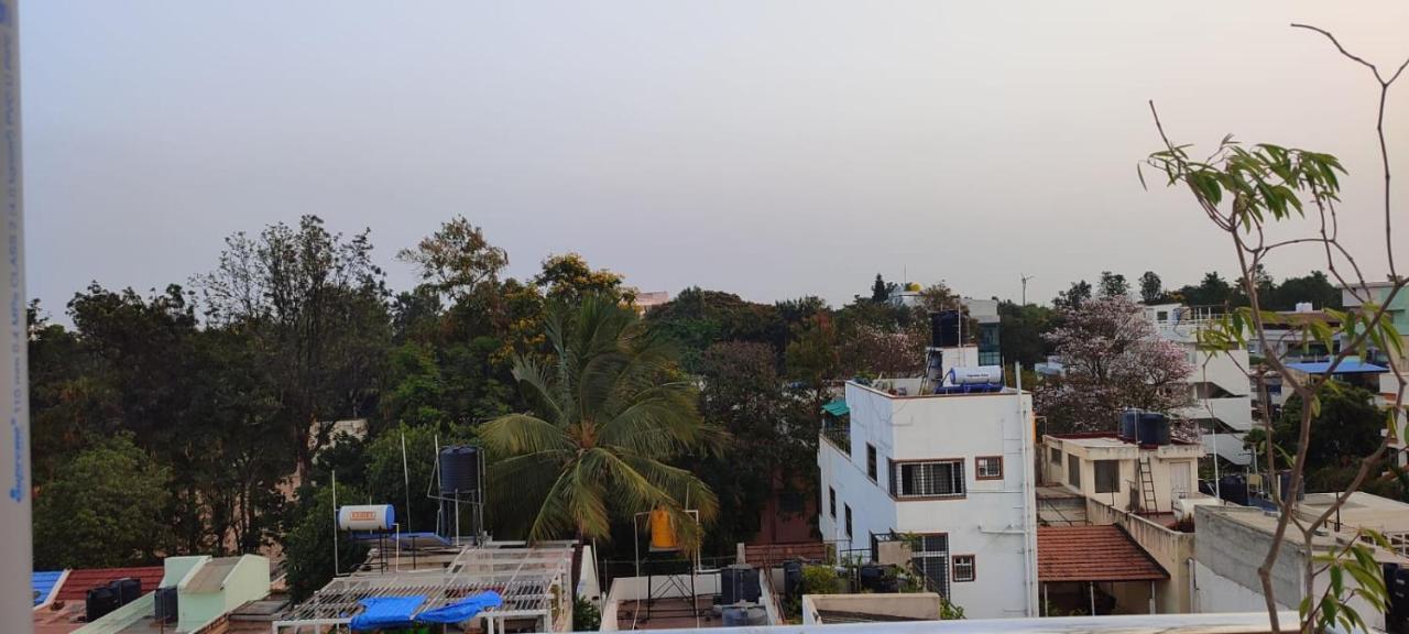 Rvr Abode -Private Rooms بنغالور المظهر الخارجي الصورة