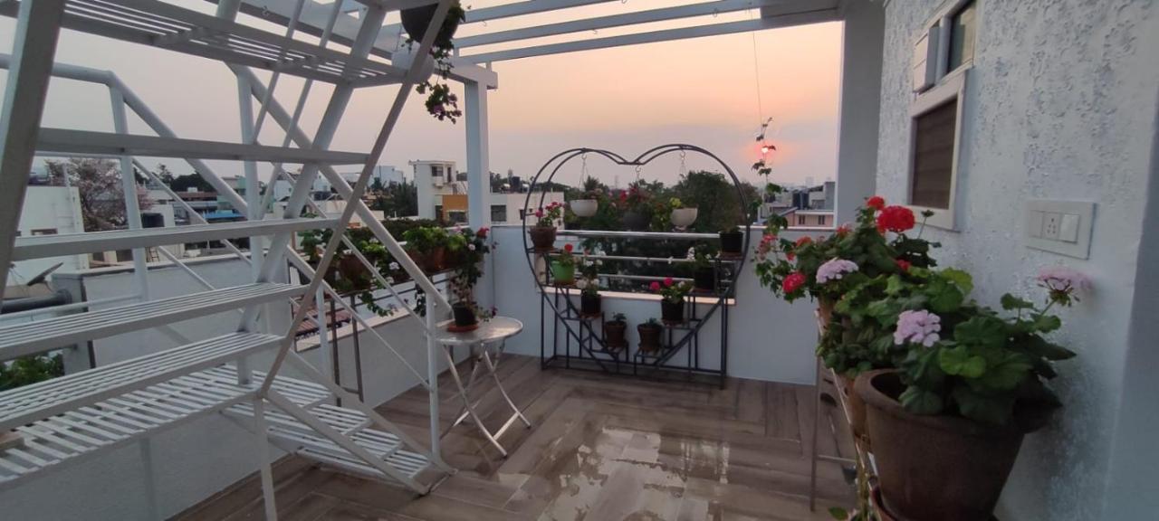 Rvr Abode -Private Rooms بنغالور المظهر الخارجي الصورة
