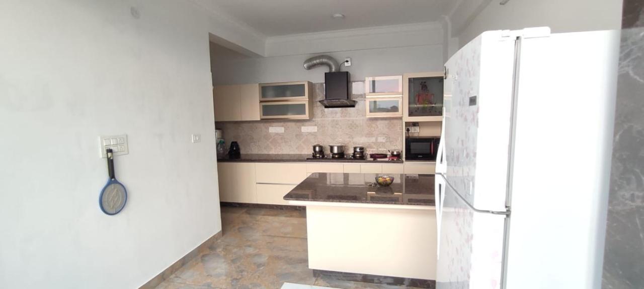 Rvr Abode -Private Rooms بنغالور المظهر الخارجي الصورة