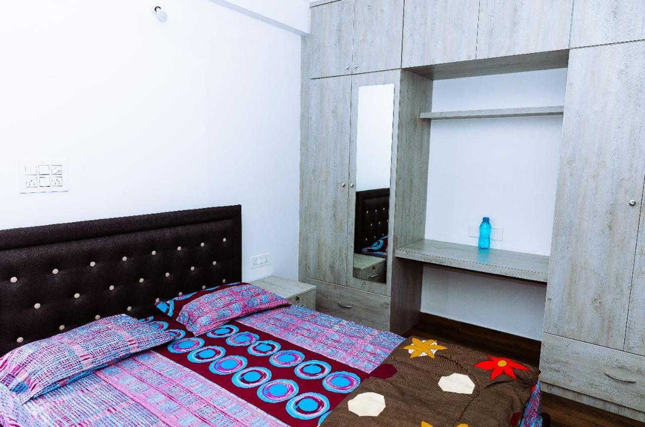 Rvr Abode -Private Rooms بنغالور المظهر الخارجي الصورة