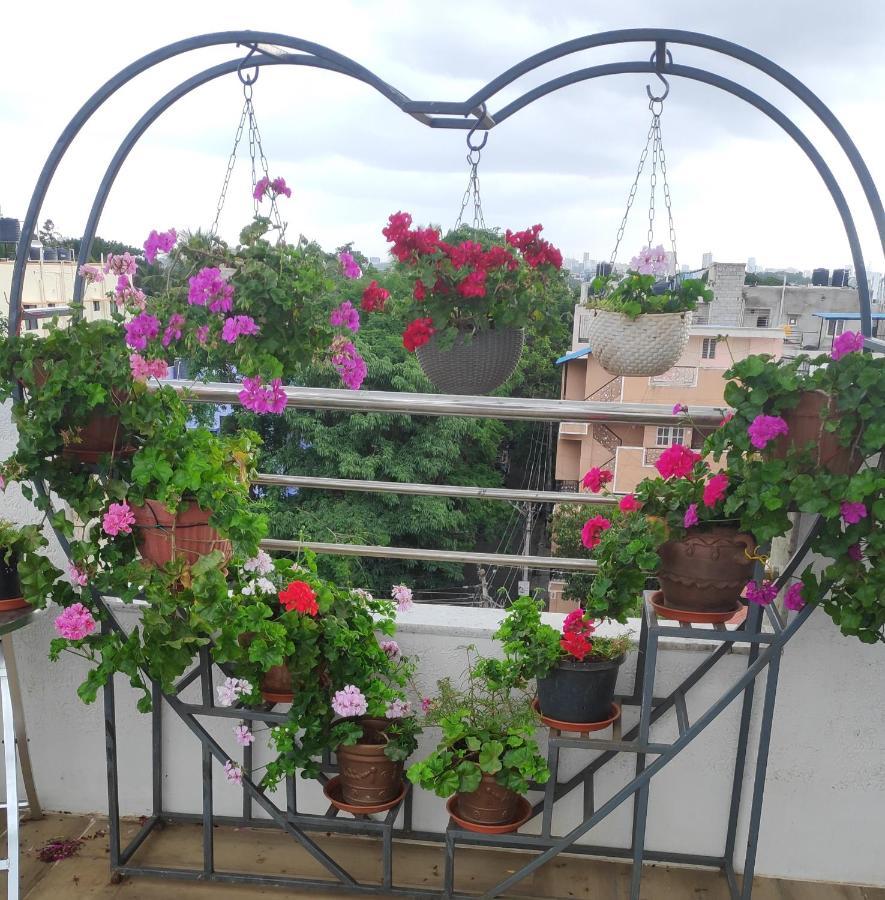 Rvr Abode -Private Rooms بنغالور المظهر الخارجي الصورة