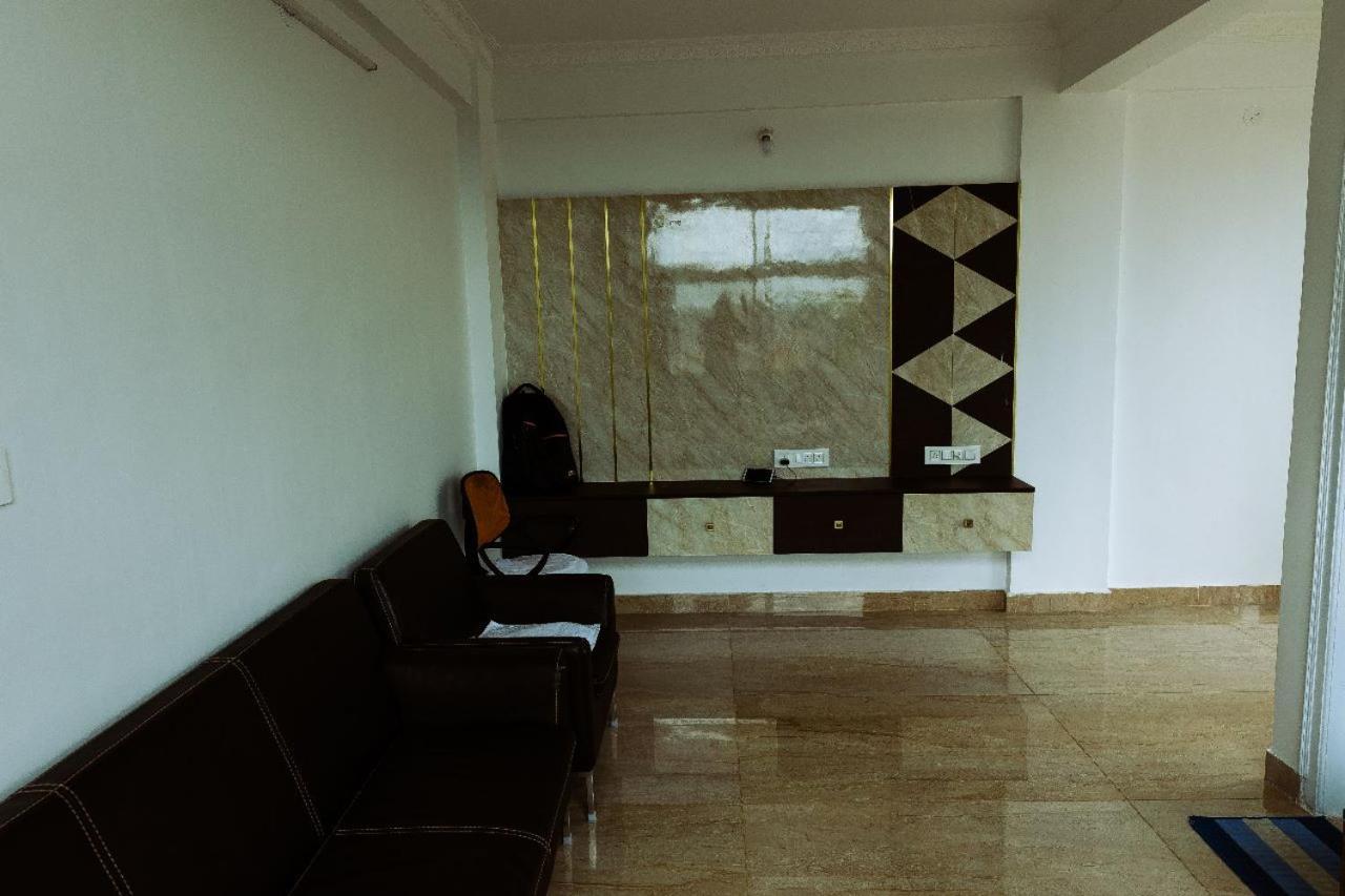 Rvr Abode -Private Rooms بنغالور المظهر الخارجي الصورة